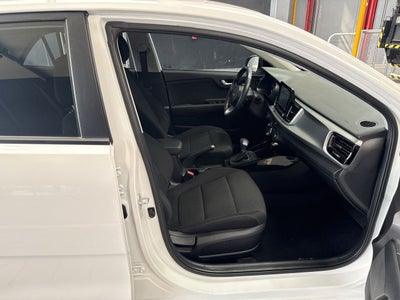 2022 Kia RIO EX TA