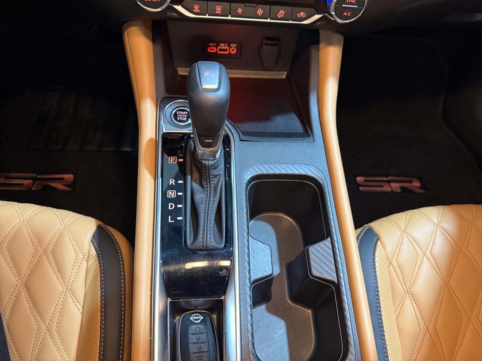 2025 Nissan SENTRA SR PLATINUM BITONO CVT 25
