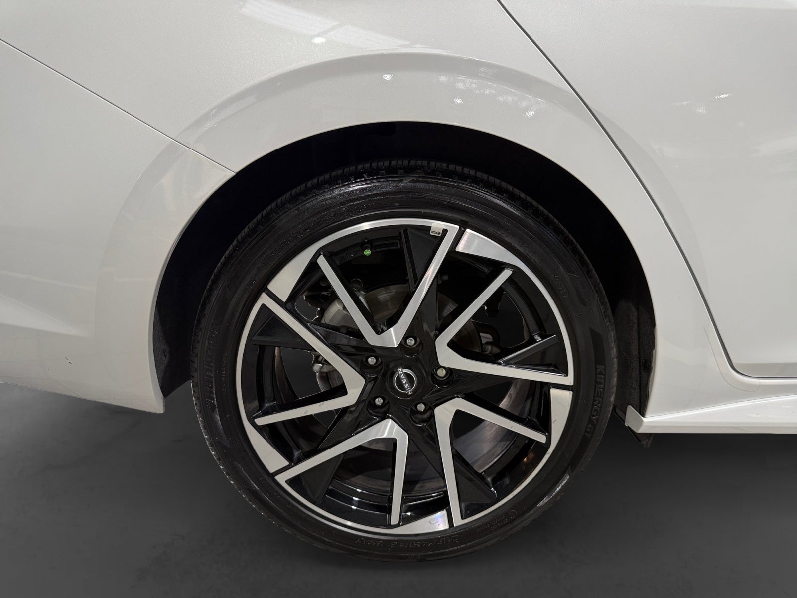 2025 Nissan SENTRA SR PLATINUM BITONO CVT 25