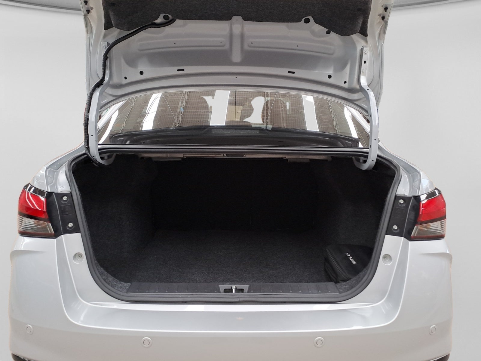 2025 Nissan VERSA ADVANCE MT 25