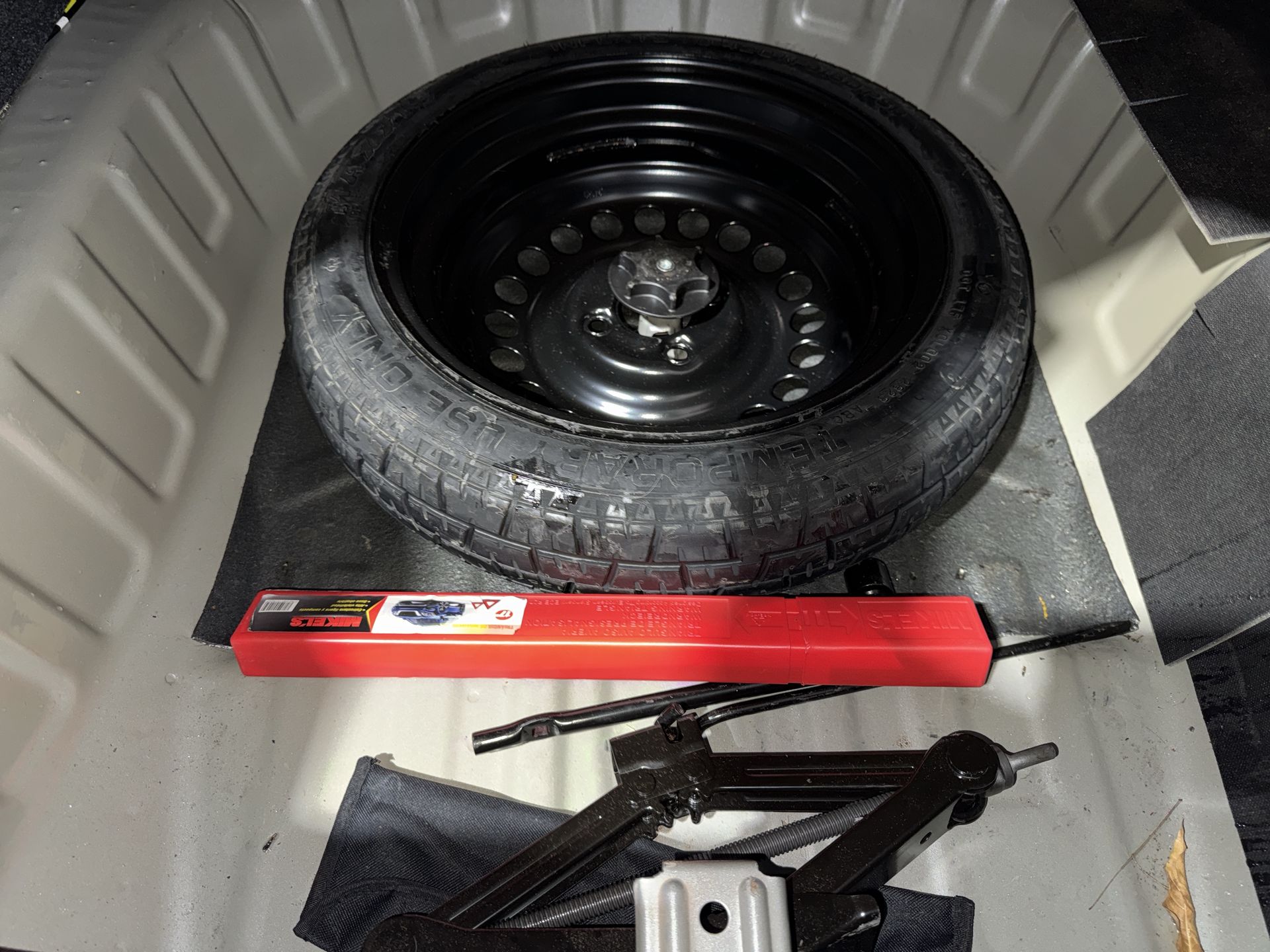 2024 Nissan VERSA SENSE CVT 24