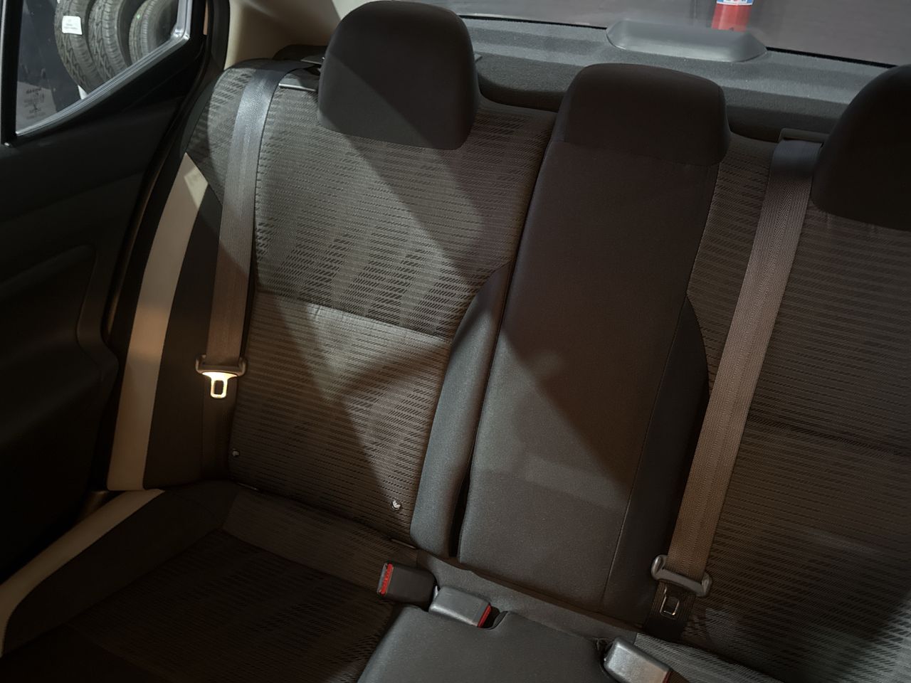 2020 Nissan VERSA ADVANCE MT