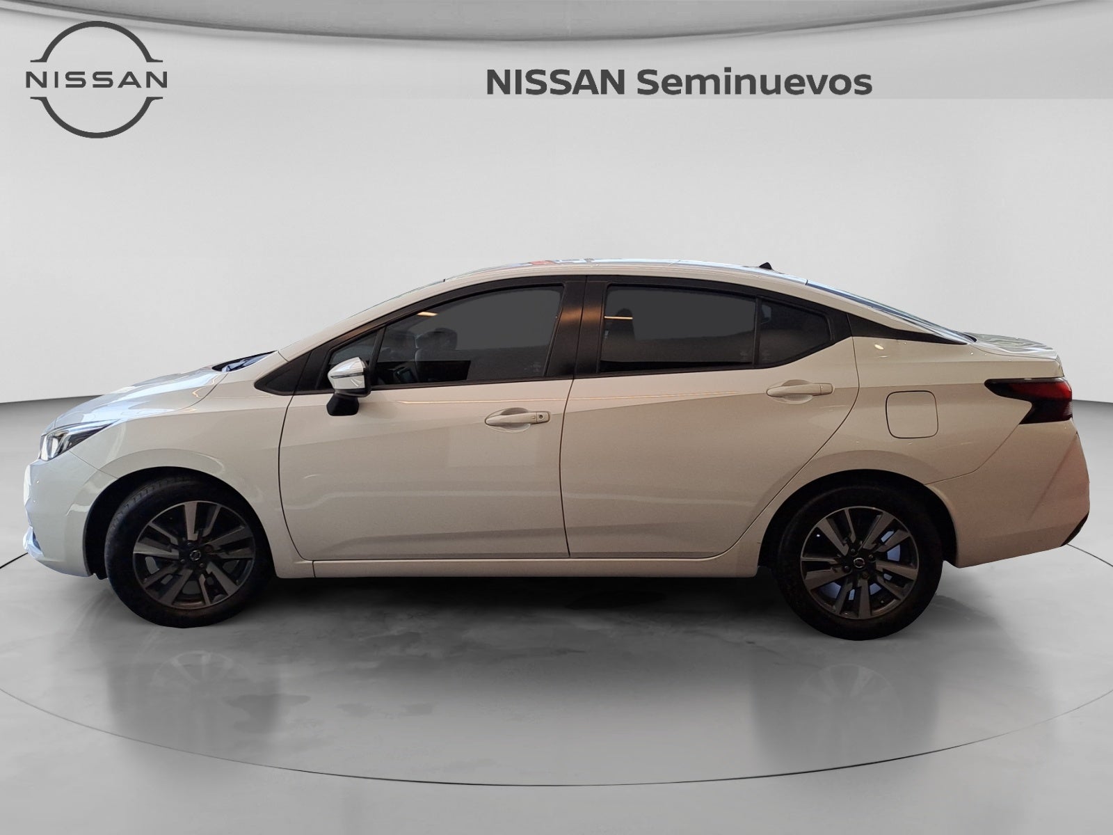 2021 Nissan VERSA ADVANCE CVT 21