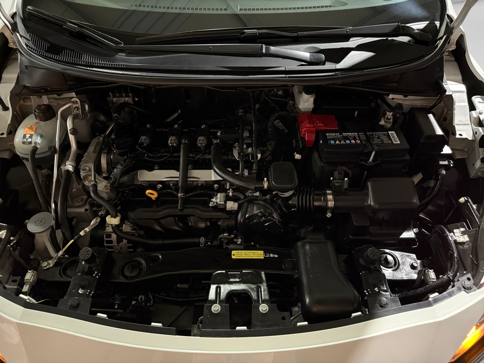 2025 Nissan VERSA VERSA ADVANCE MT