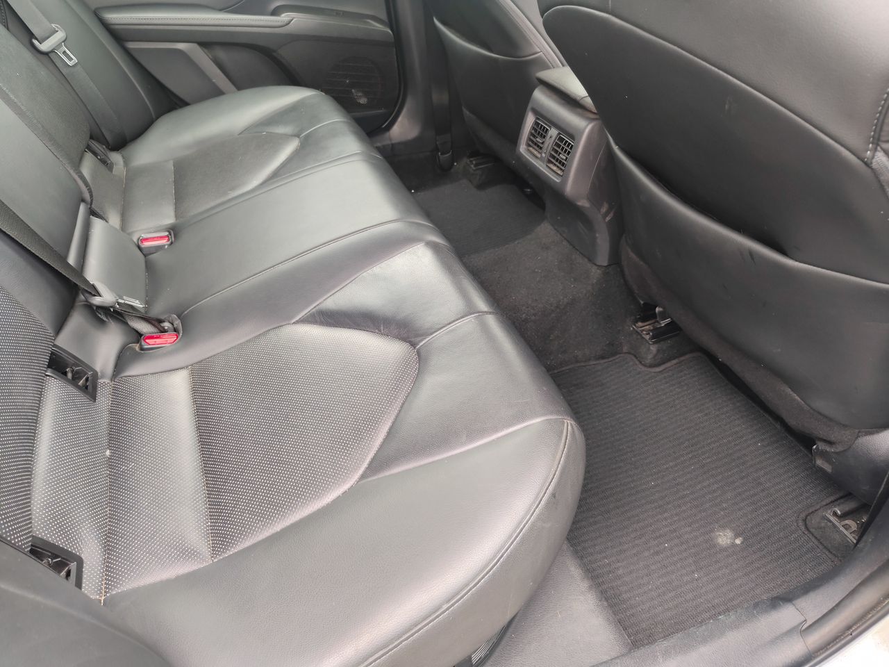 2022 Toyota CAMRY XLE HV