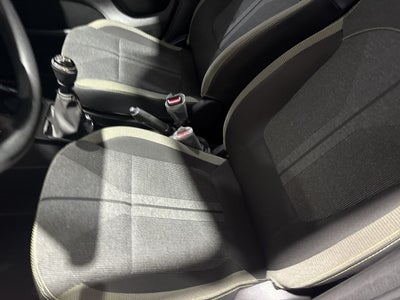 2023 RENAULT KWID OUTSIDER