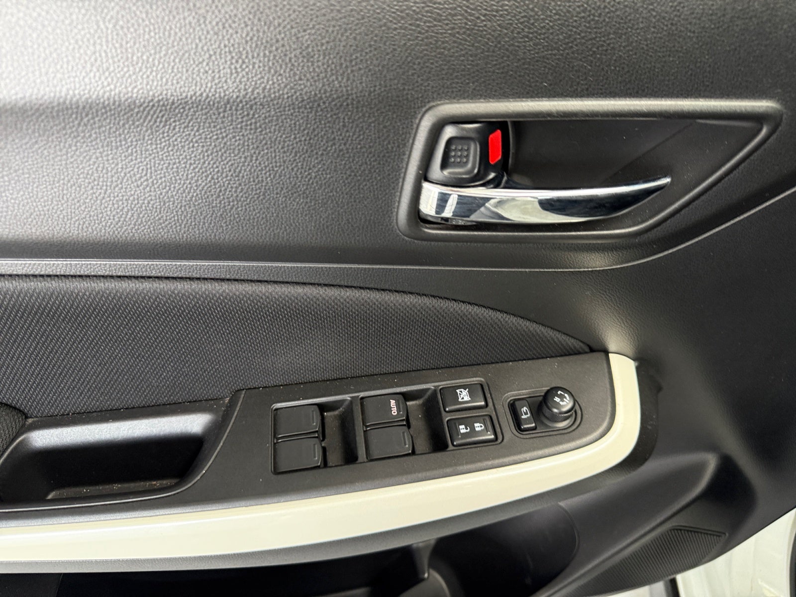 2019 SUZUKI SWIFT GLX TA