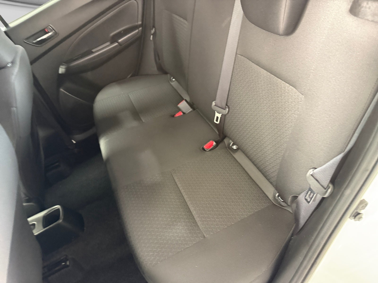 2019 SUZUKI SWIFT GLX TA