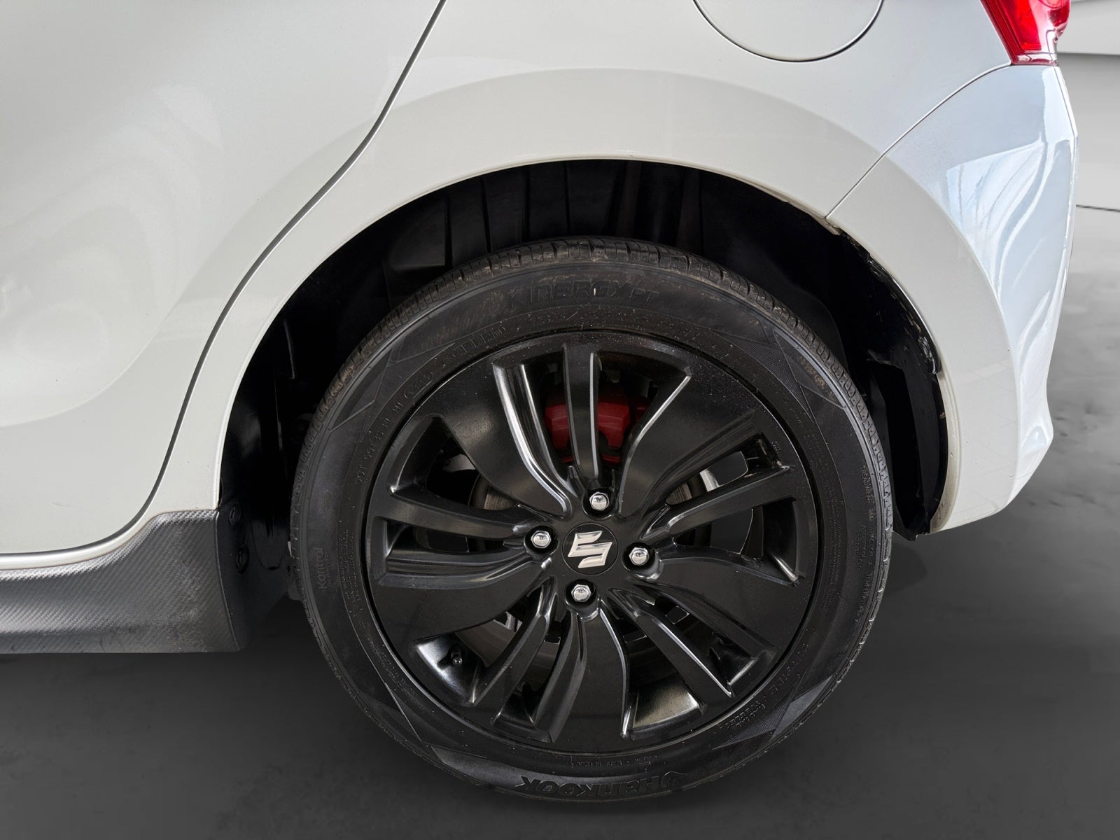 2019 SUZUKI SWIFT GLX TA