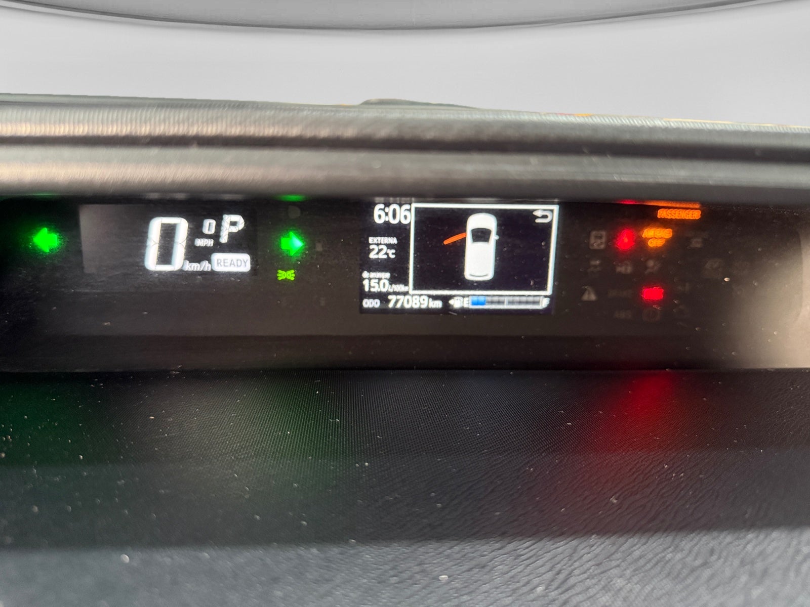 2018 Toyota PRIUS 1.5 HYBRID AUTO