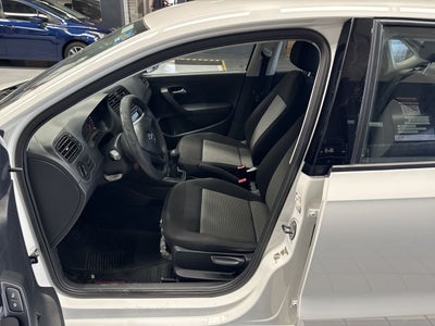 2019 Volkswagen VENTO STARTLINE STD.