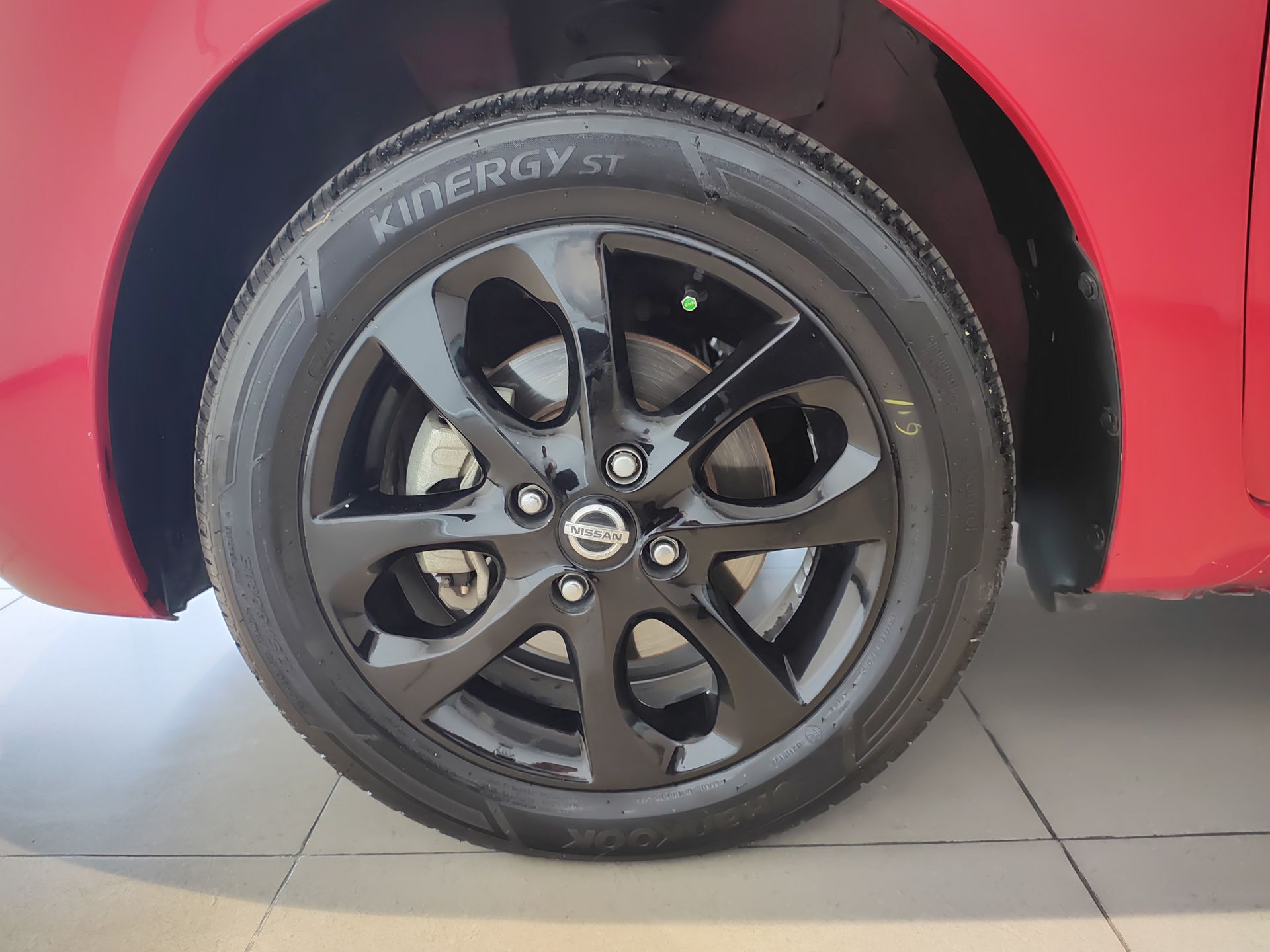 2020 Nissan MARCH EXCLUSIVE TA BI-TONO