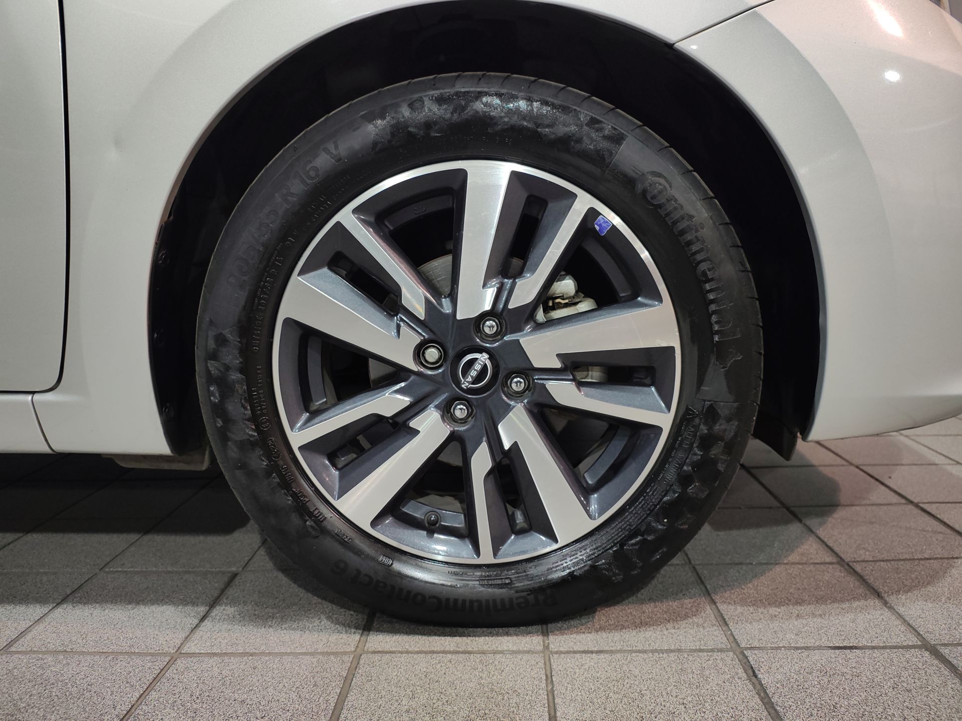 2023 Nissan VERSA ADVANCE MT 23