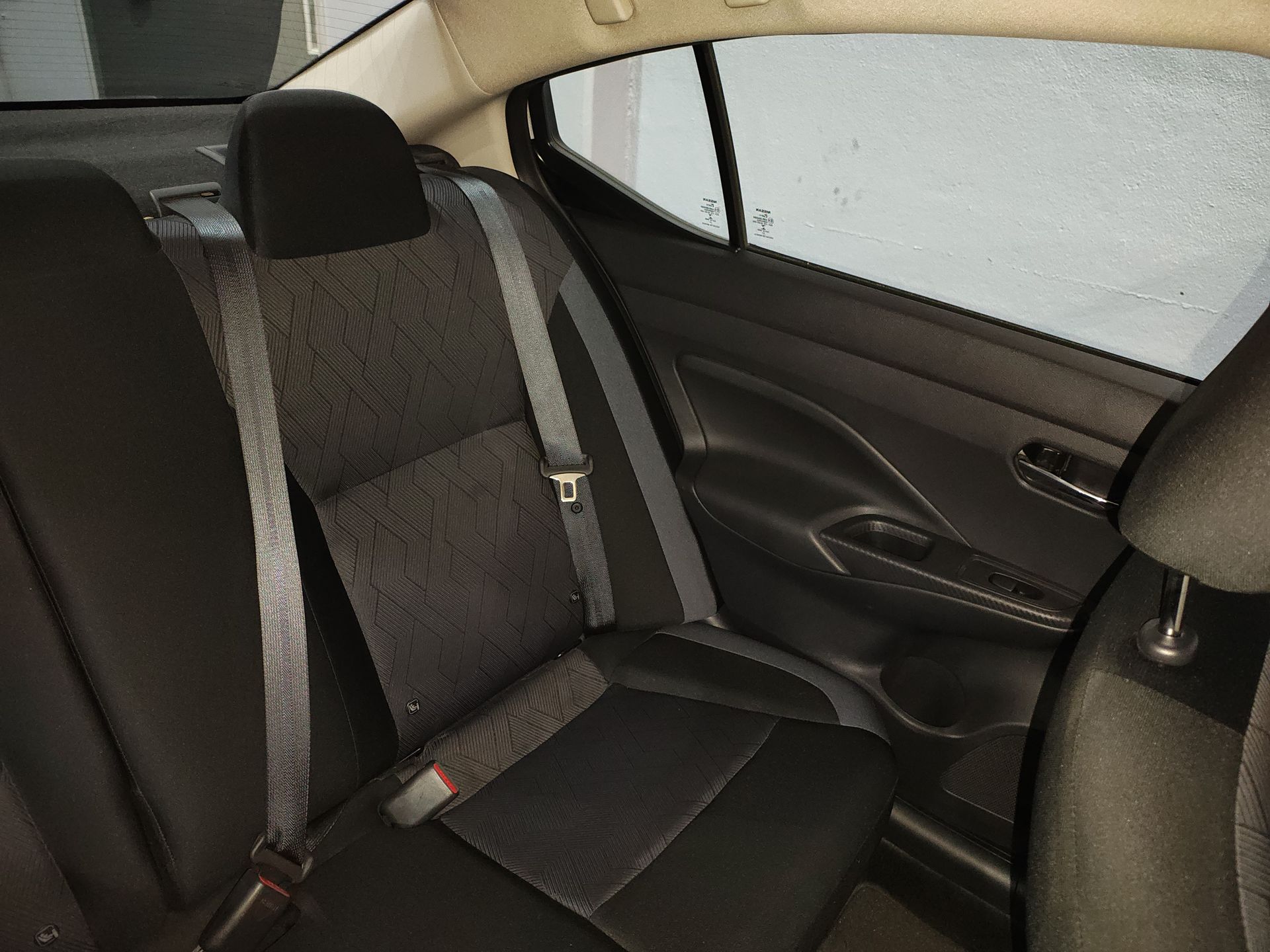 2023 Nissan VERSA ADVANCE MT 23