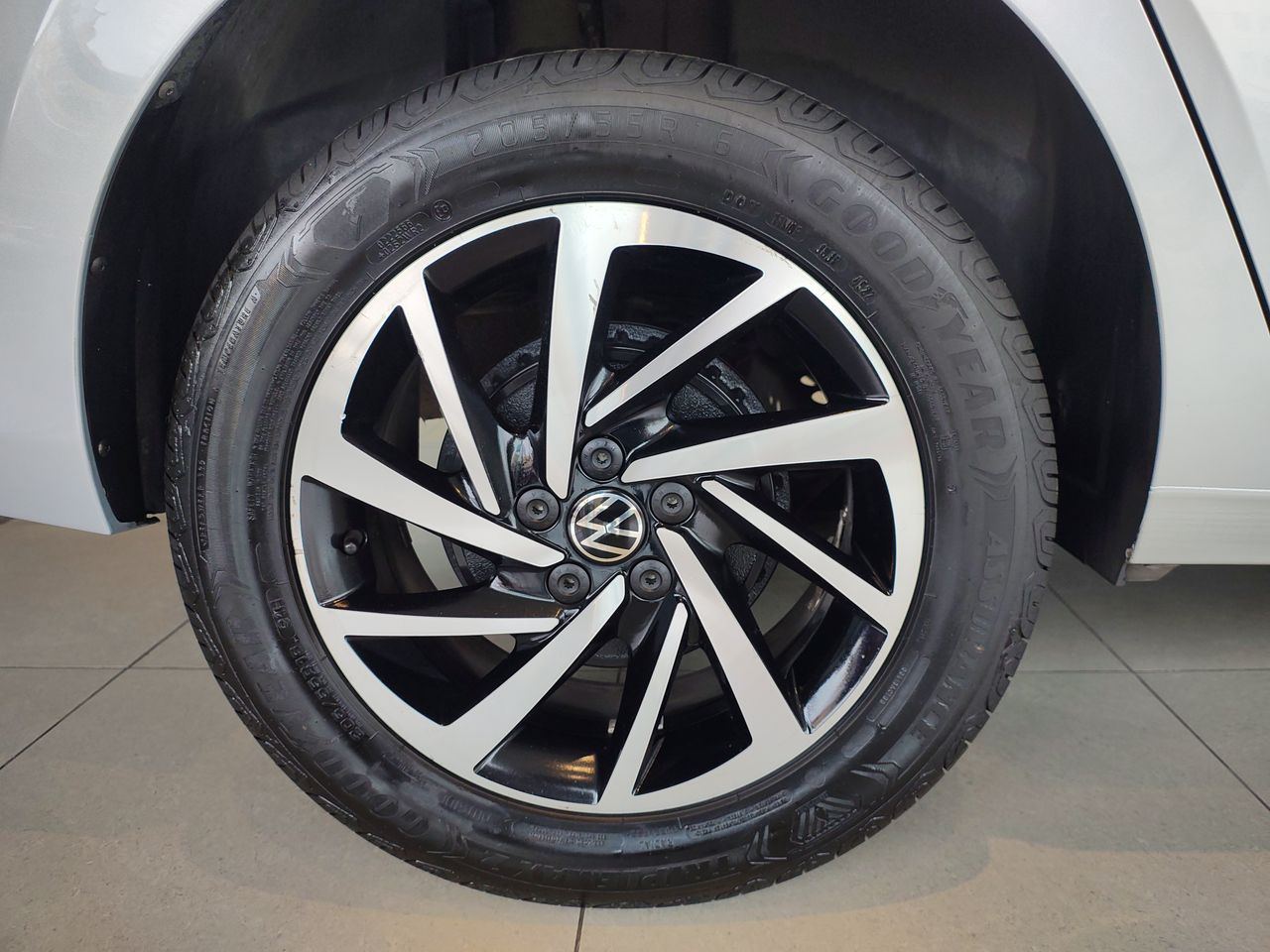 2023 Volkswagen VIRTUS COMFORTLINE TIPTRONIC