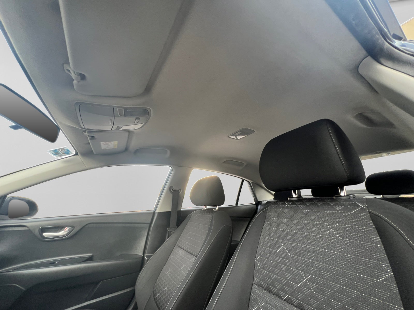 2021 Kia RIO L TM
