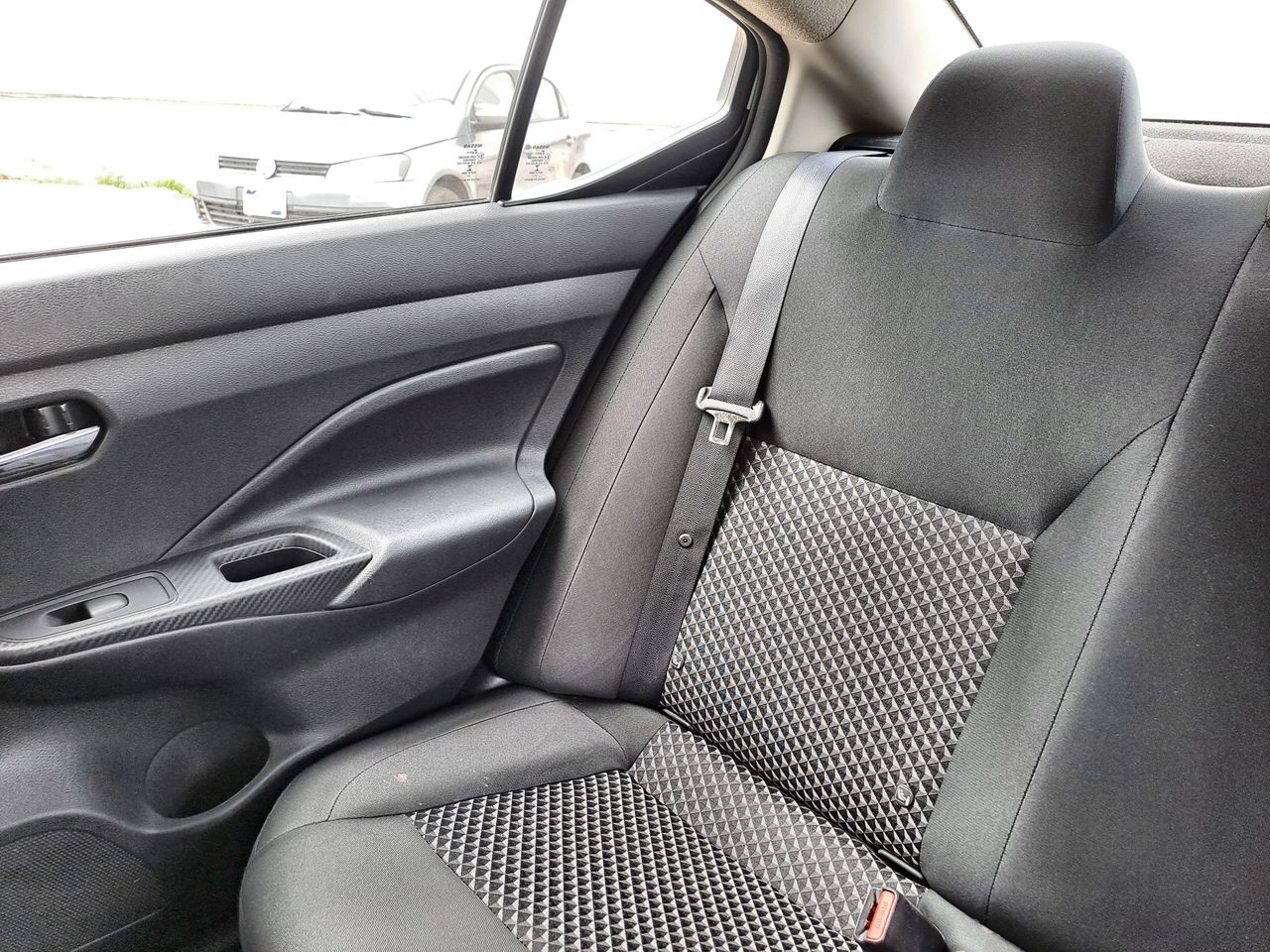 2022 Nissan VERSA SENSE CVT 22