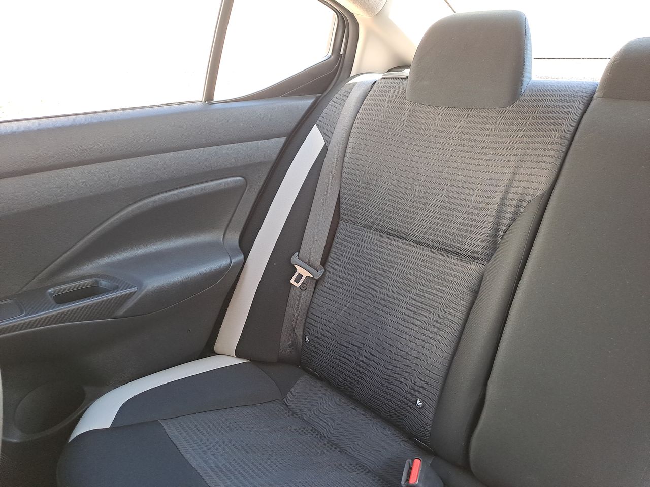 2021 Nissan VERSA ADVANCE CVT 21