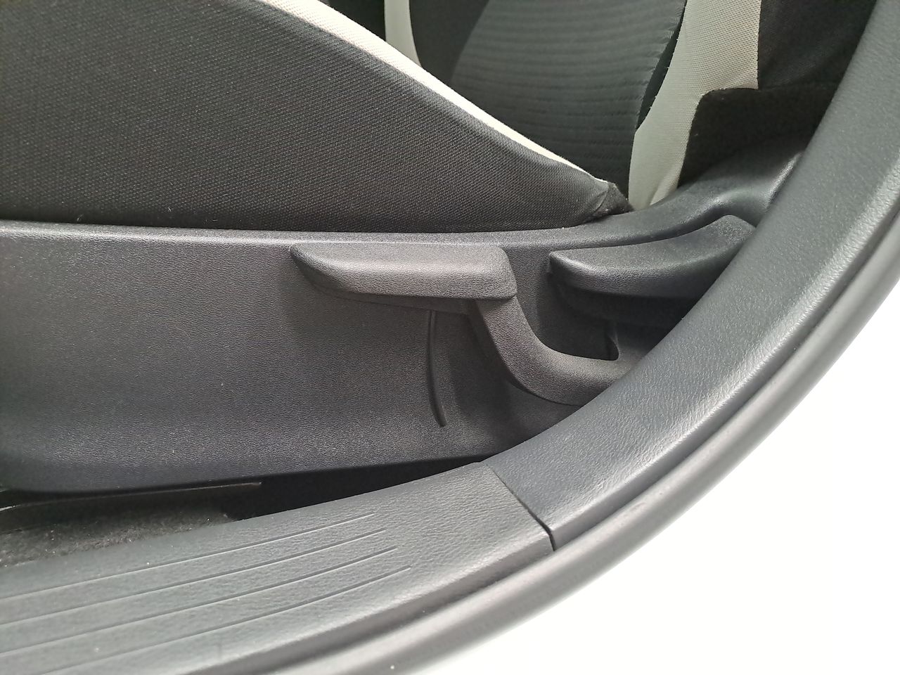 2021 Nissan VERSA ADVANCE CVT 21