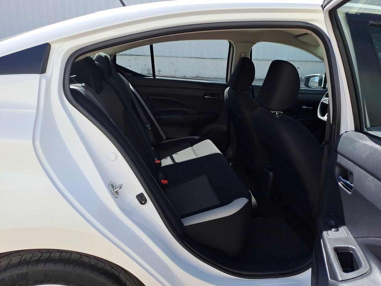 2021 Nissan VERSA ADVANCE CVT 21