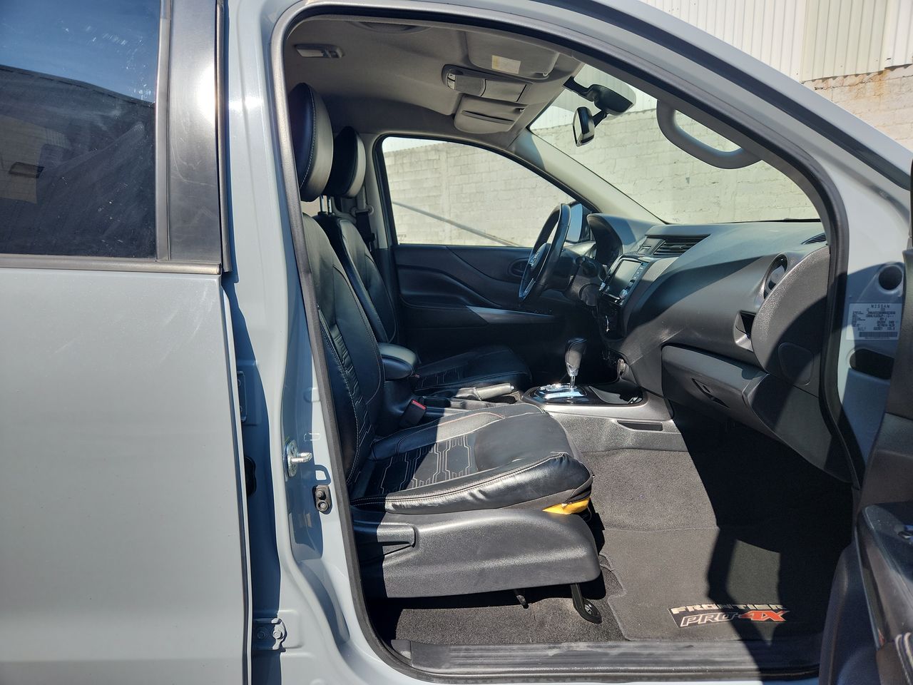 2021 Nissan FRONTIER PRO-4X 4X4 TA 21