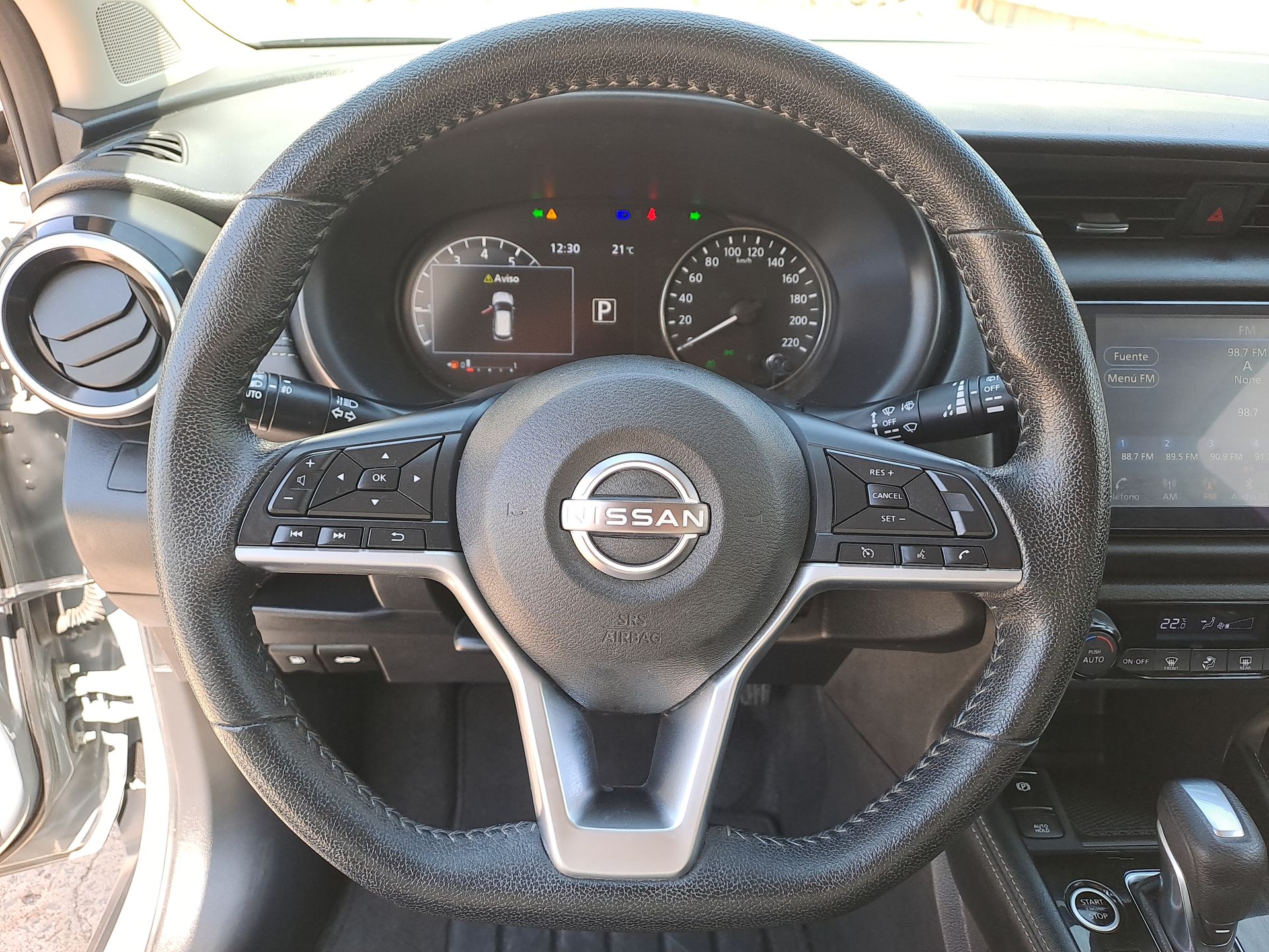 2023 Nissan KICKS EXCLUSIVE BI-TONO 1.6 LTS CVT 23