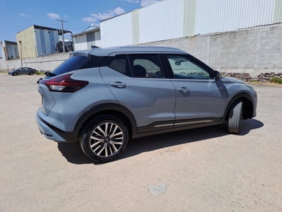 2023 Nissan KICKS EXCLUSIVE BI-TONO 1.6 LTS CVT 23
