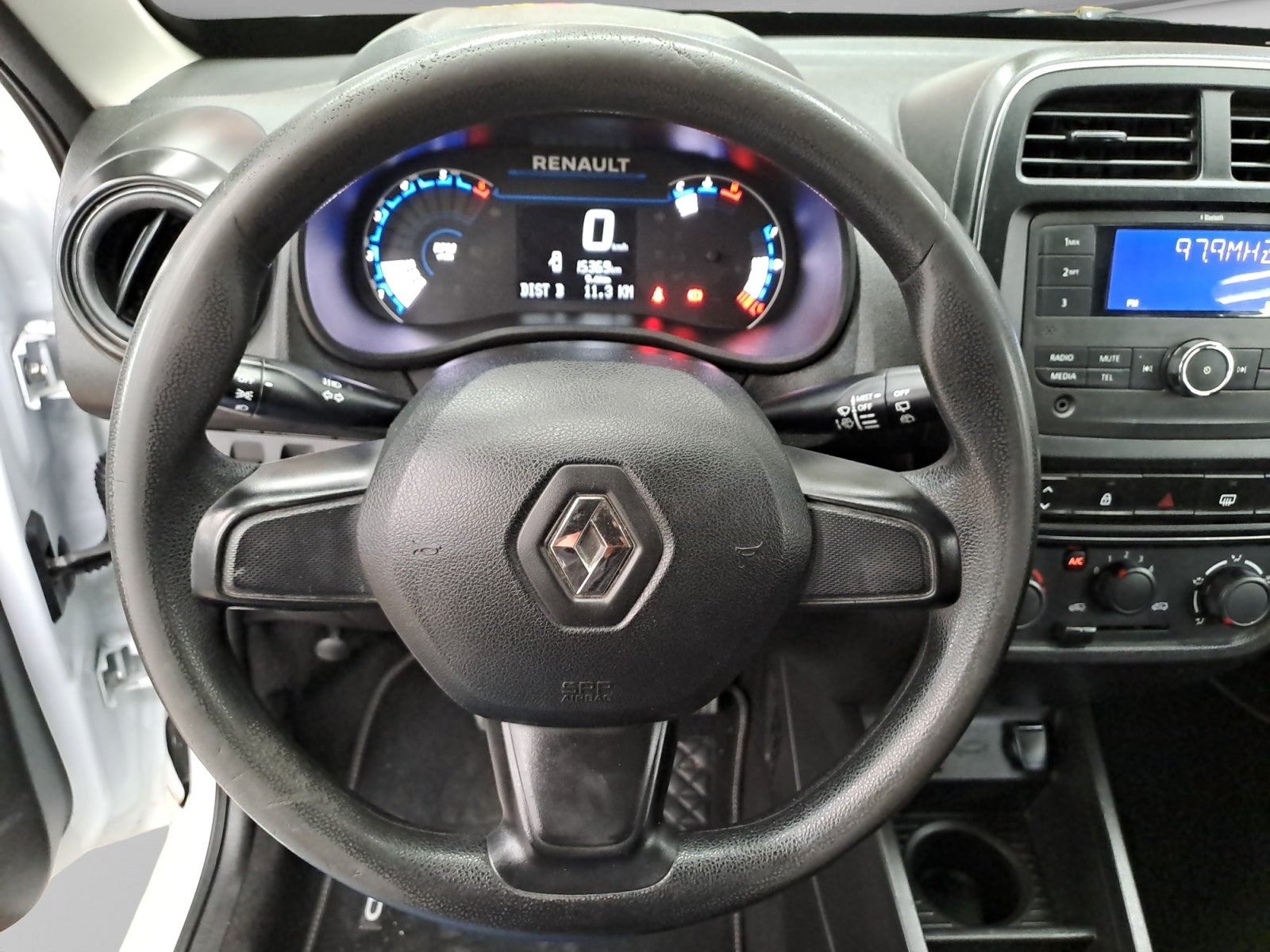 2025 RENAULT KWID INTENS