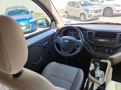 2022 Chevrolet TORNADO VAN LS B