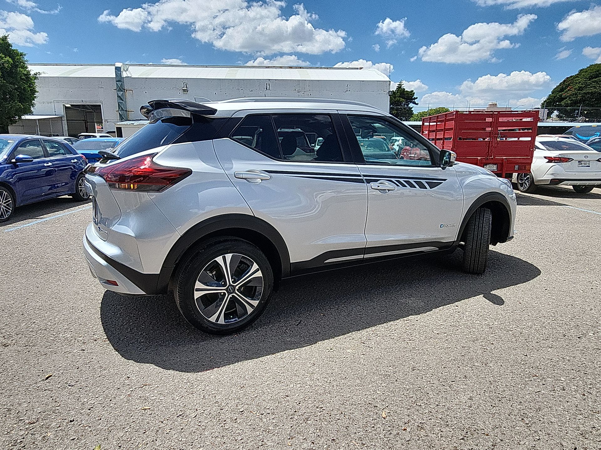 2024 Nissan KICKS PLATINUM E-POWER 24
