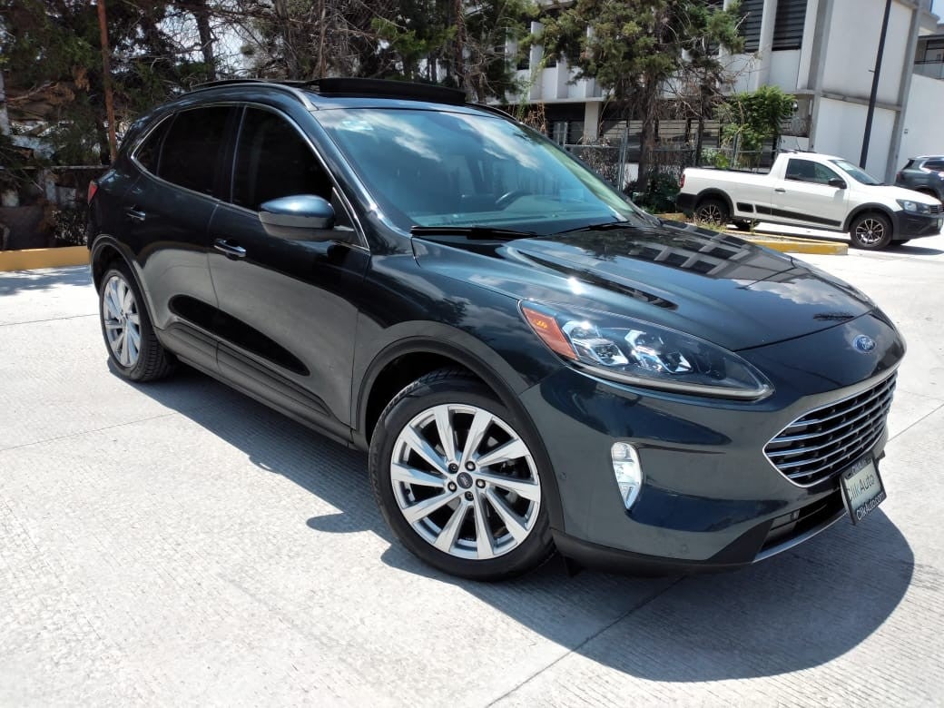 2022 Ford ESCAPE TITANIUM HEV