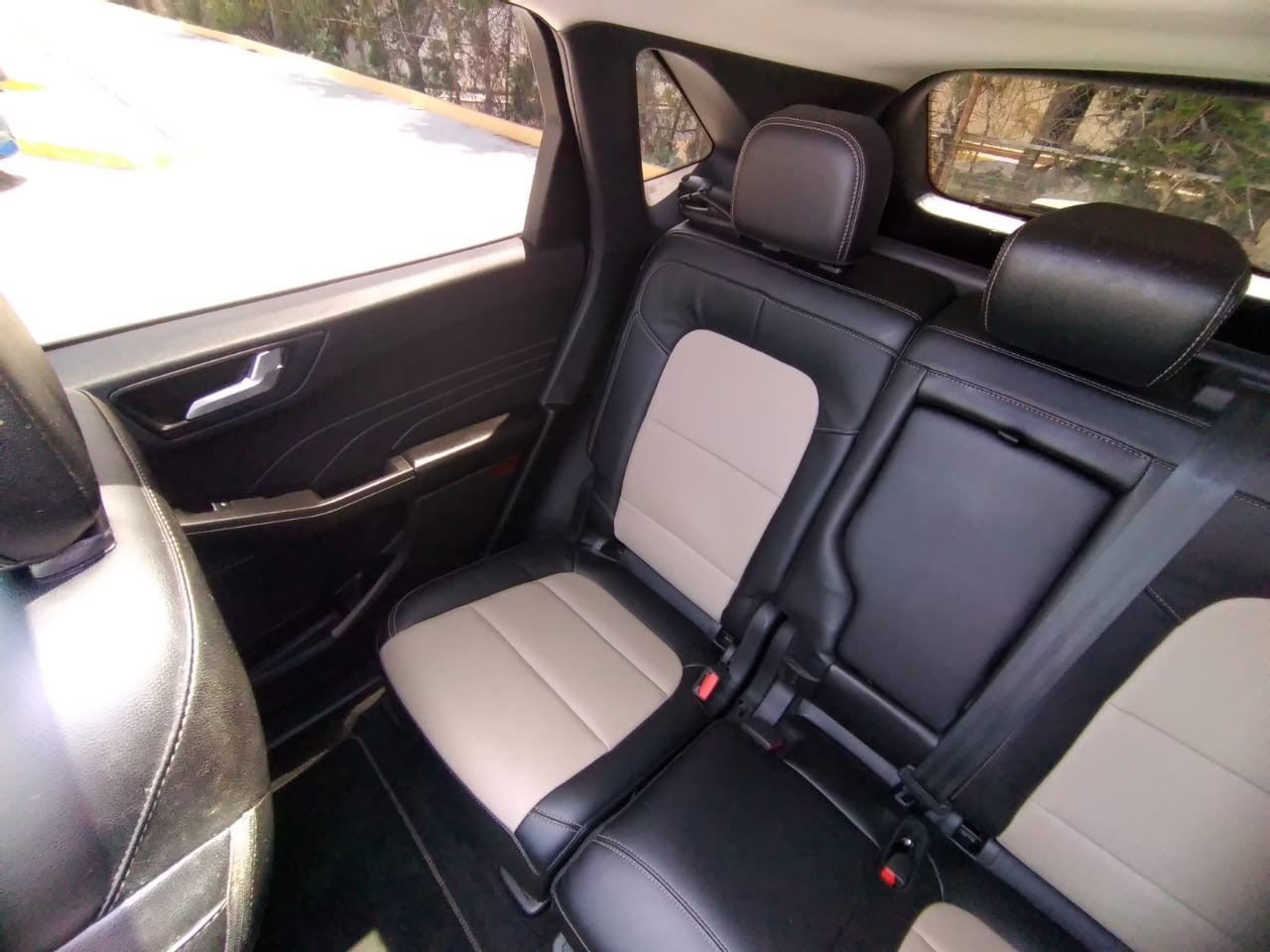 2022 Ford ESCAPE TITANIUM HEV