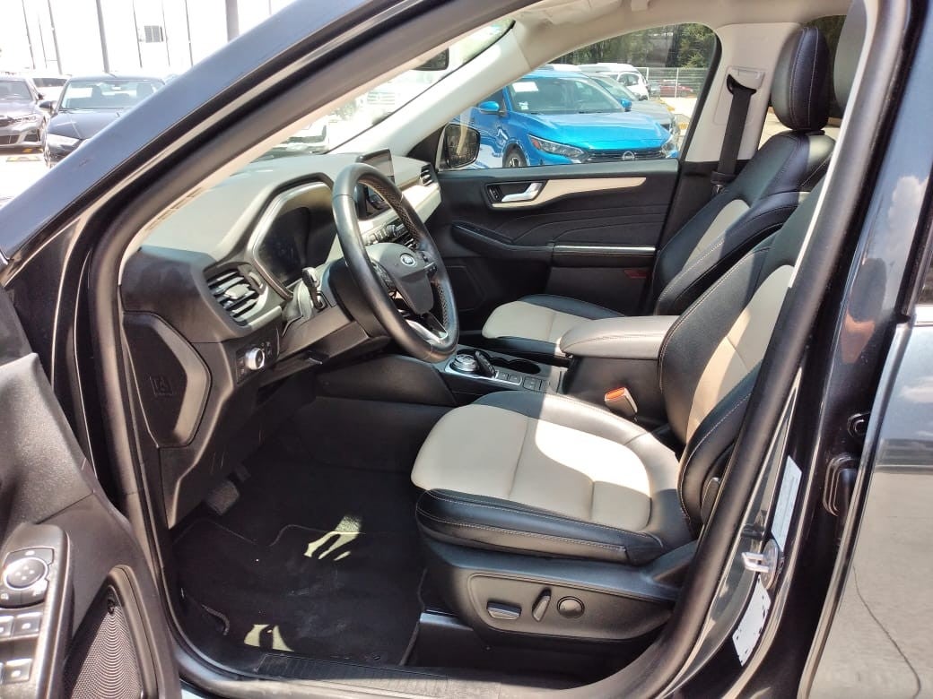 2022 Ford ESCAPE TITANIUM HEV
