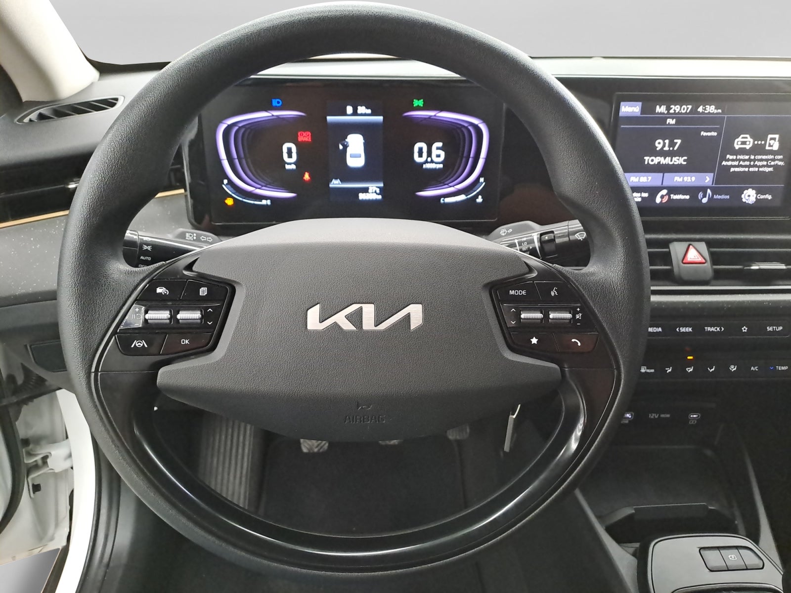 2026 Kia K3 LX MT
