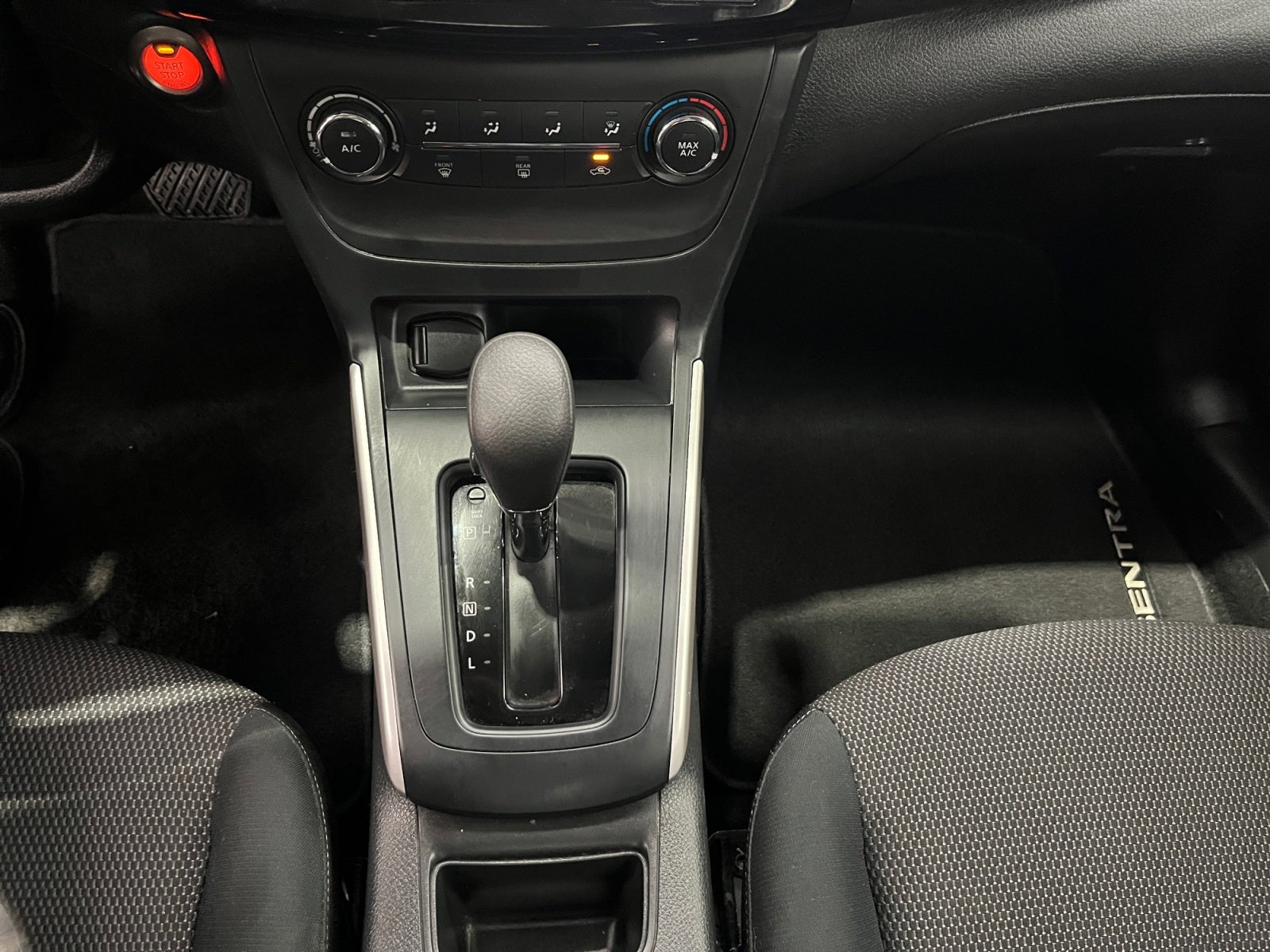 2019 Nissan SENTRA SENTRA ADVANCE CVT