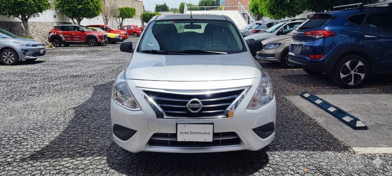 2024 Nissan V-DRIVE V-DRIVE T/M AUDIO