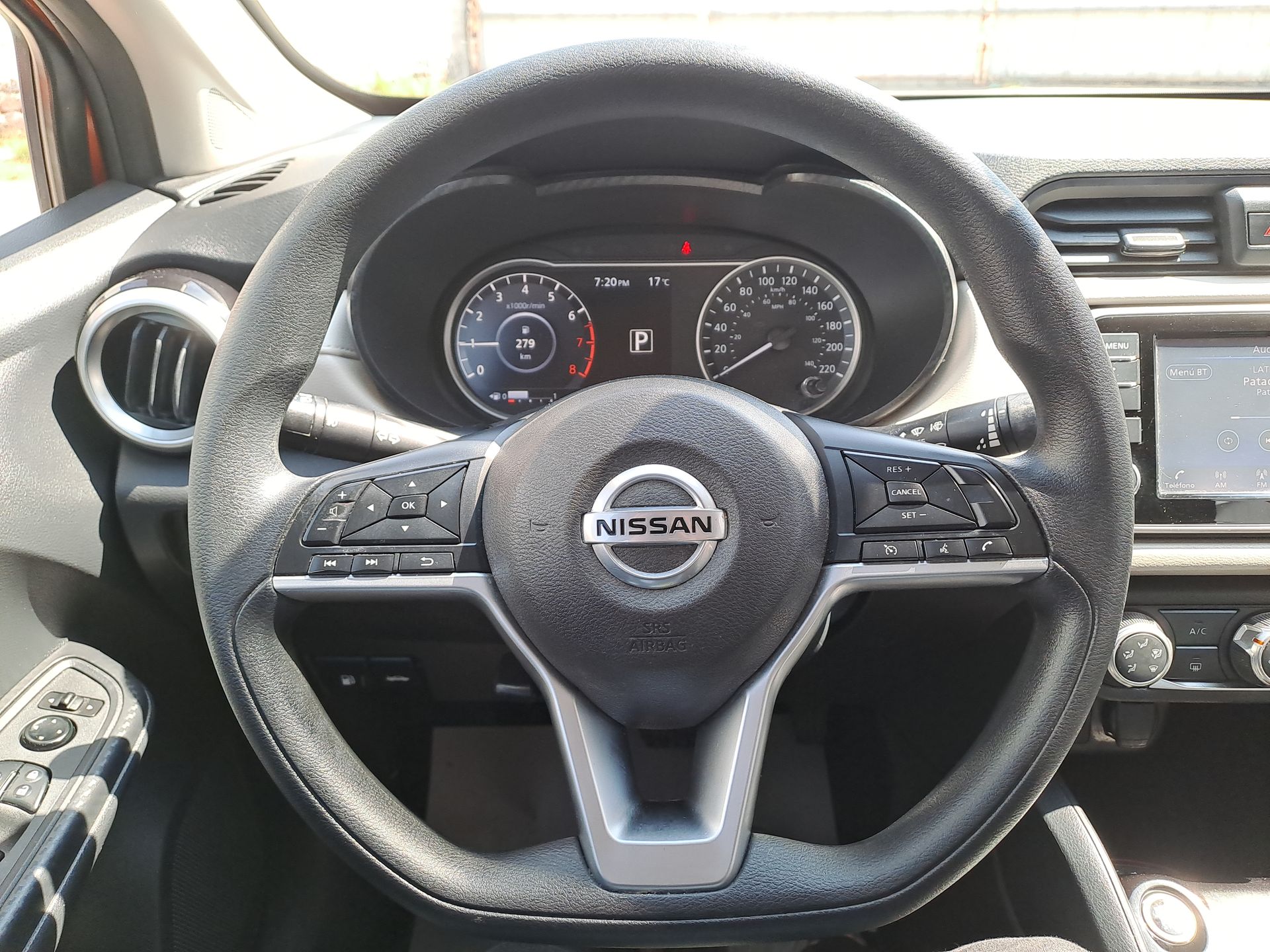2022 Nissan VERSA ADVANCE CVT 22