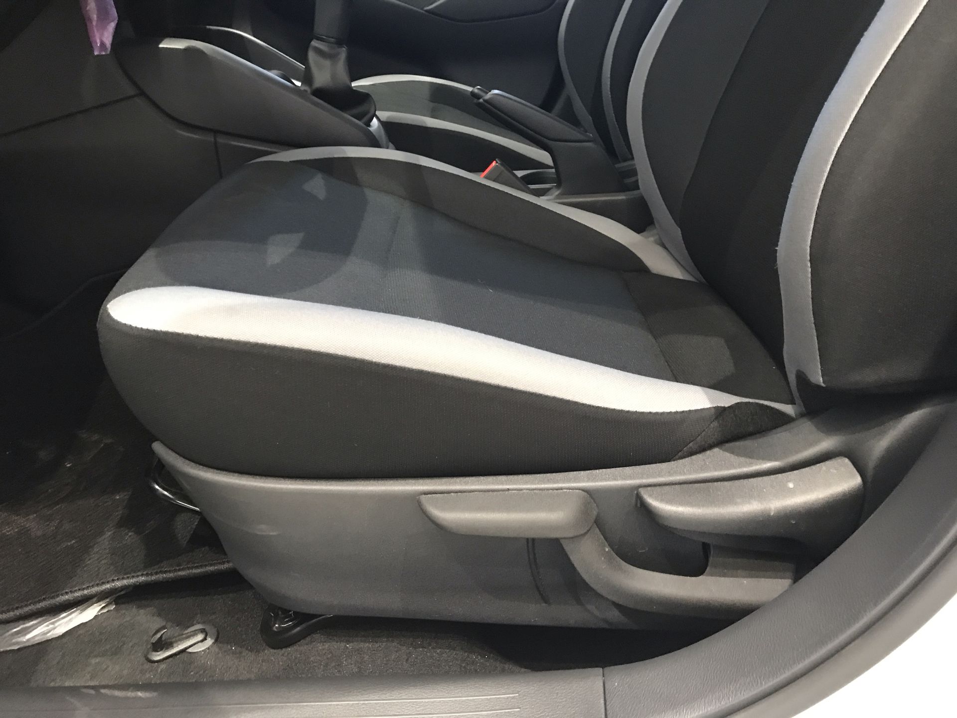 2025 Nissan VERSA VERSA SENSE MT