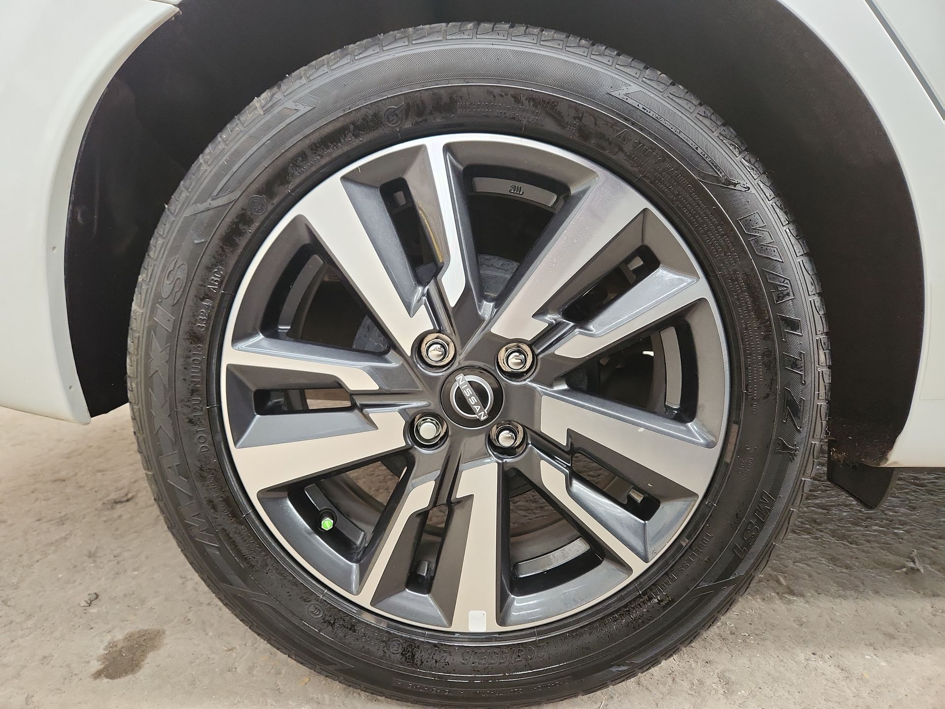 2024 Nissan VERSA ADVANCE MT 24