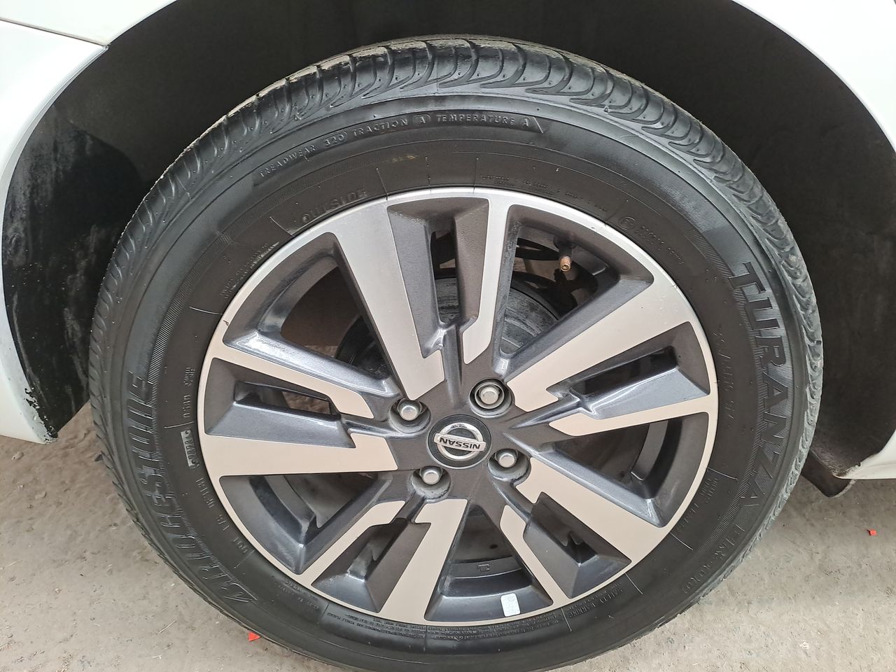 2020 Nissan VERSA ADVANCE CVT