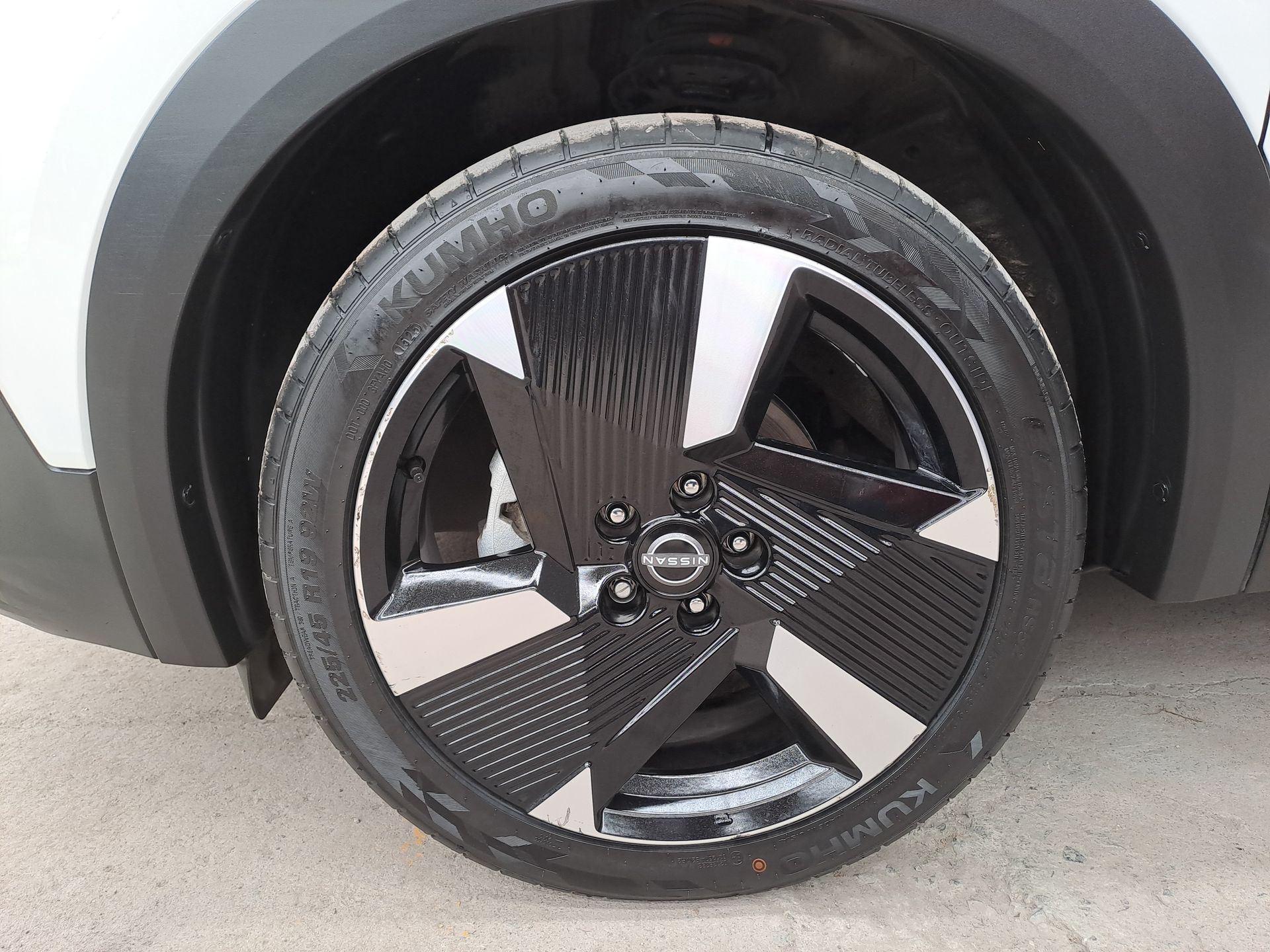 2025 Nissan KICKS EXCLUSIVE CVT