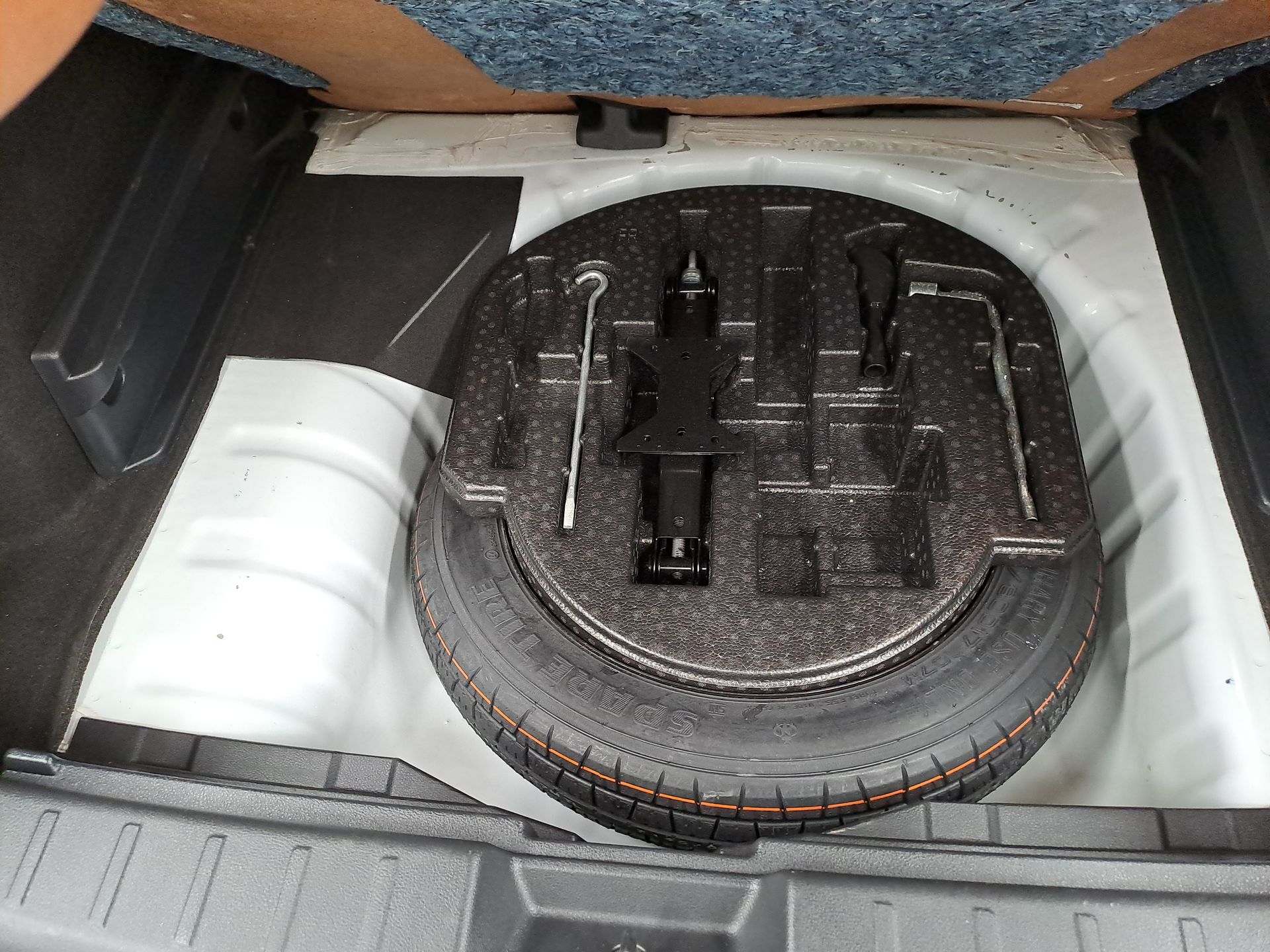 2025 Nissan KICKS EXCLUSIVE CVT