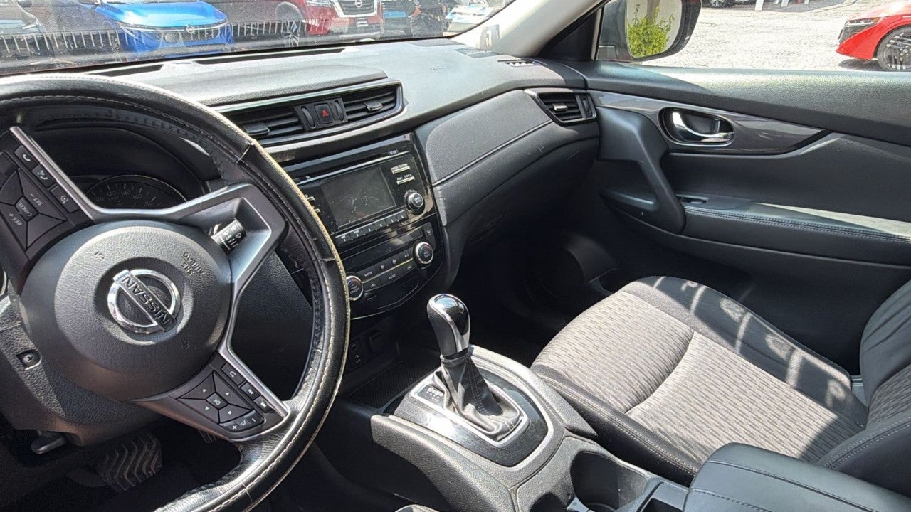 2018 Nissan X-TRAIL XTRAIL ADVANCE 2 FILAS