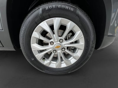 2023 Chevrolet GROOVE LT MT