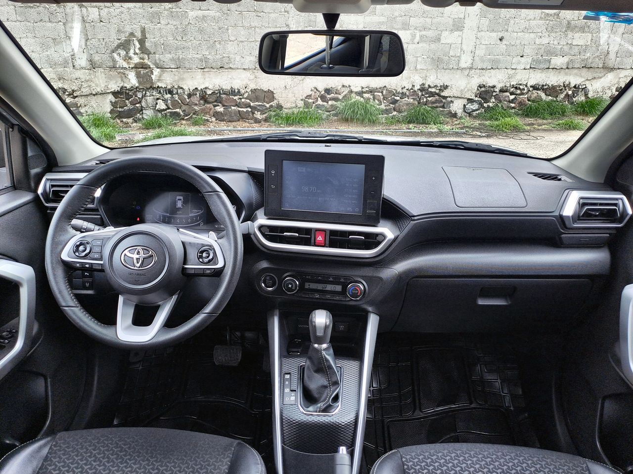 2023 Toyota RAIZE XLE CVT