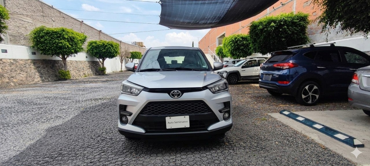 2023 Toyota RAIZE RAIZE XLE WAGON CVT FWD 1.0 LTS 3 CIL 5 PUERTAS