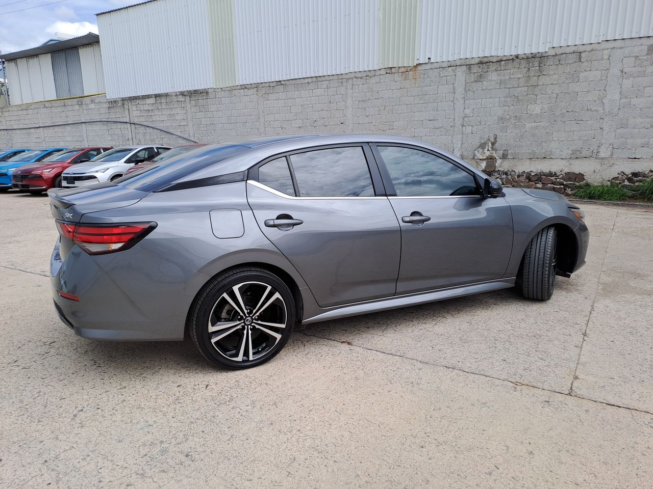 2023 Nissan SENTRA SR CVT 23