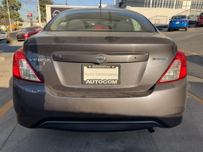 2020 Nissan VERSA MT AC 1.6L