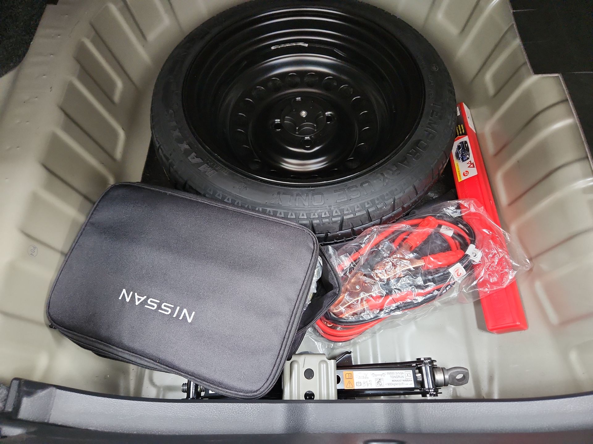 2025 Nissan VERSA SENSE MT 25