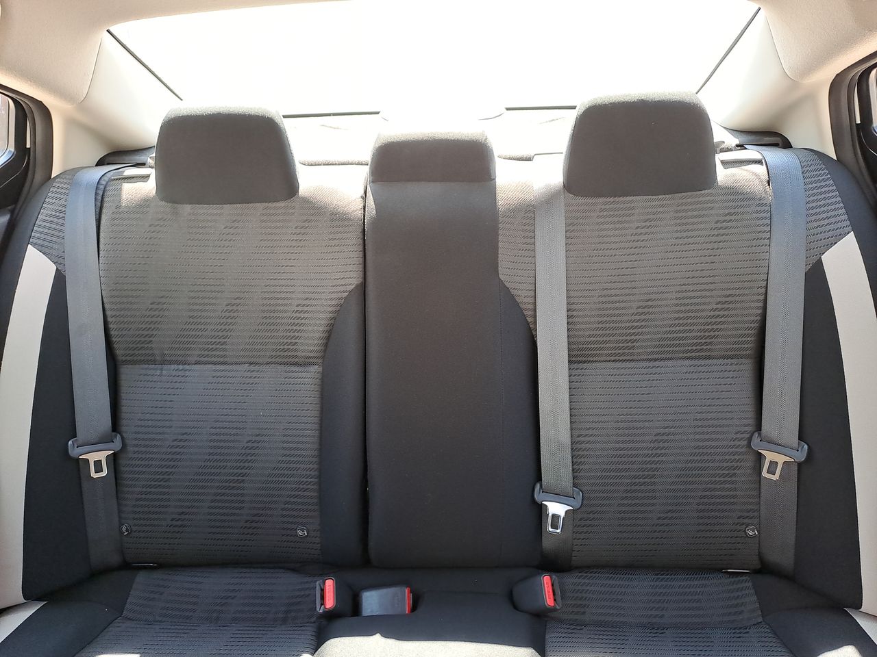 2022 Nissan VERSA ADVANCE CVT 22